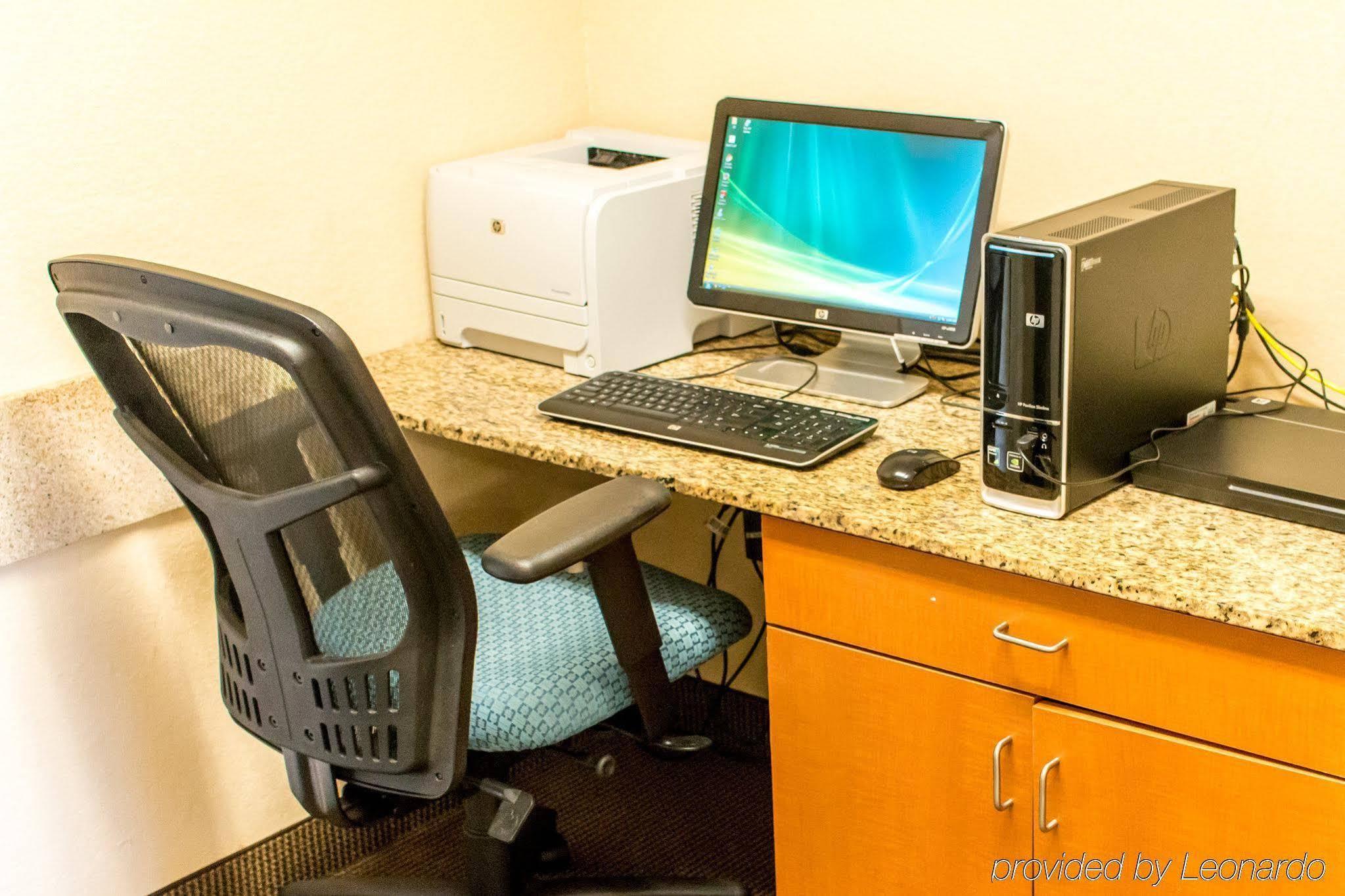 Candlewood Suites Sumter By Ihg Bagian luar foto