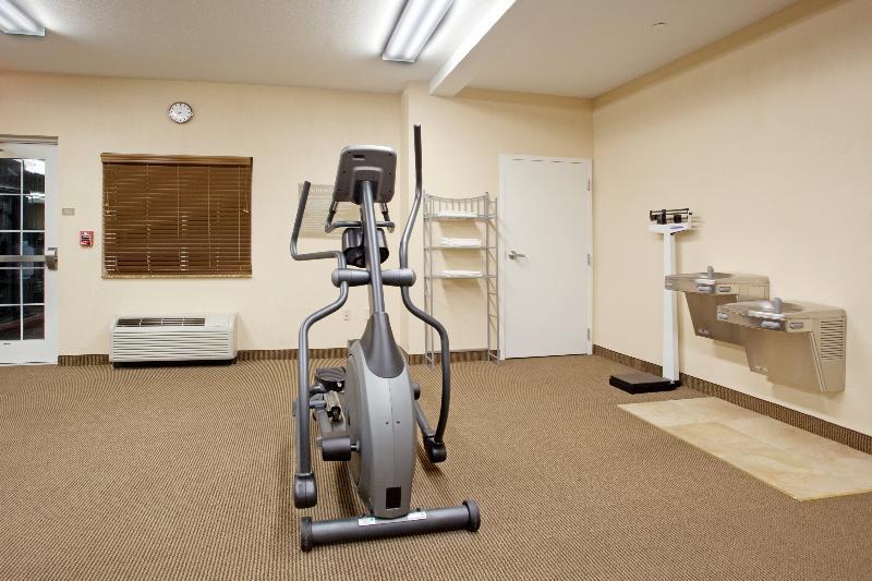 Candlewood Suites Sumter By Ihg Bagian luar foto
