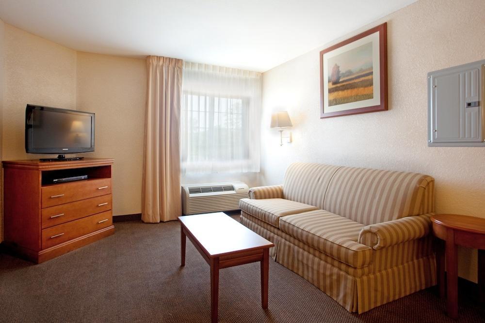 Candlewood Suites Sumter By Ihg Bagian luar foto