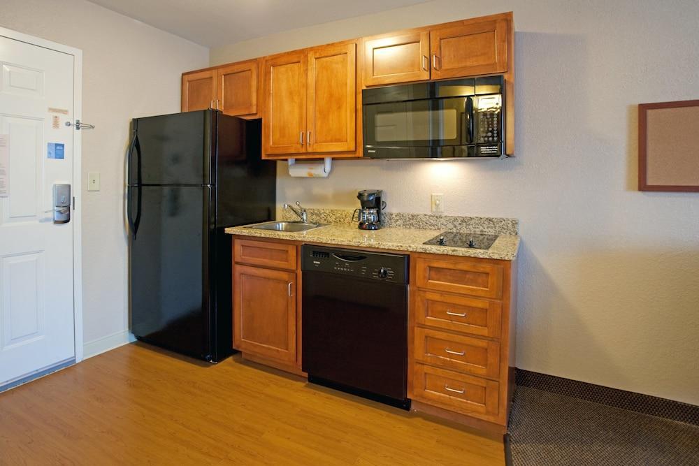 Candlewood Suites Sumter By Ihg Bagian luar foto